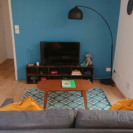 Apartment Cosy ليل المظهر الخارجي الصورة