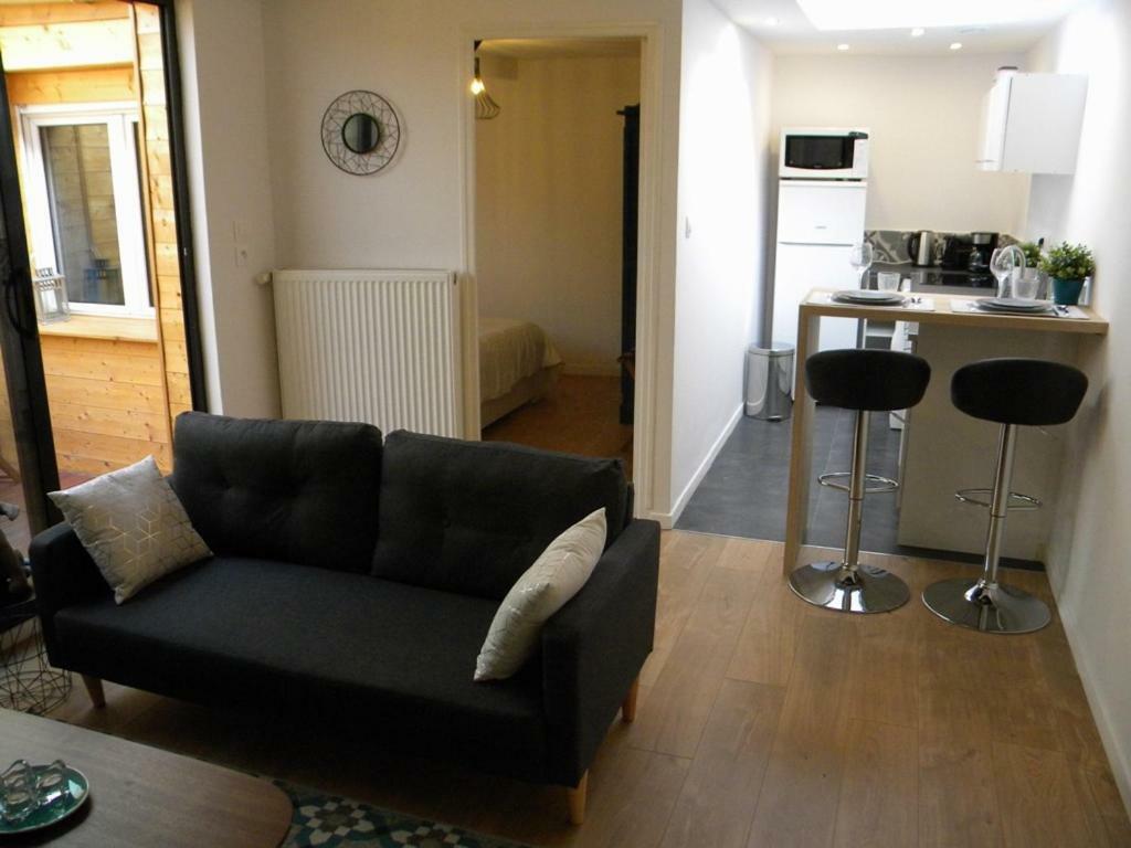 Apartment Cosy ليل المظهر الخارجي الصورة
